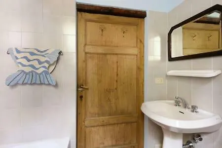 בית כפרי Rustico Indipendente Con Piscina Ponticino