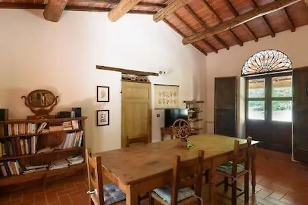 Rustico Indipendente Con Piscina בית כפרי